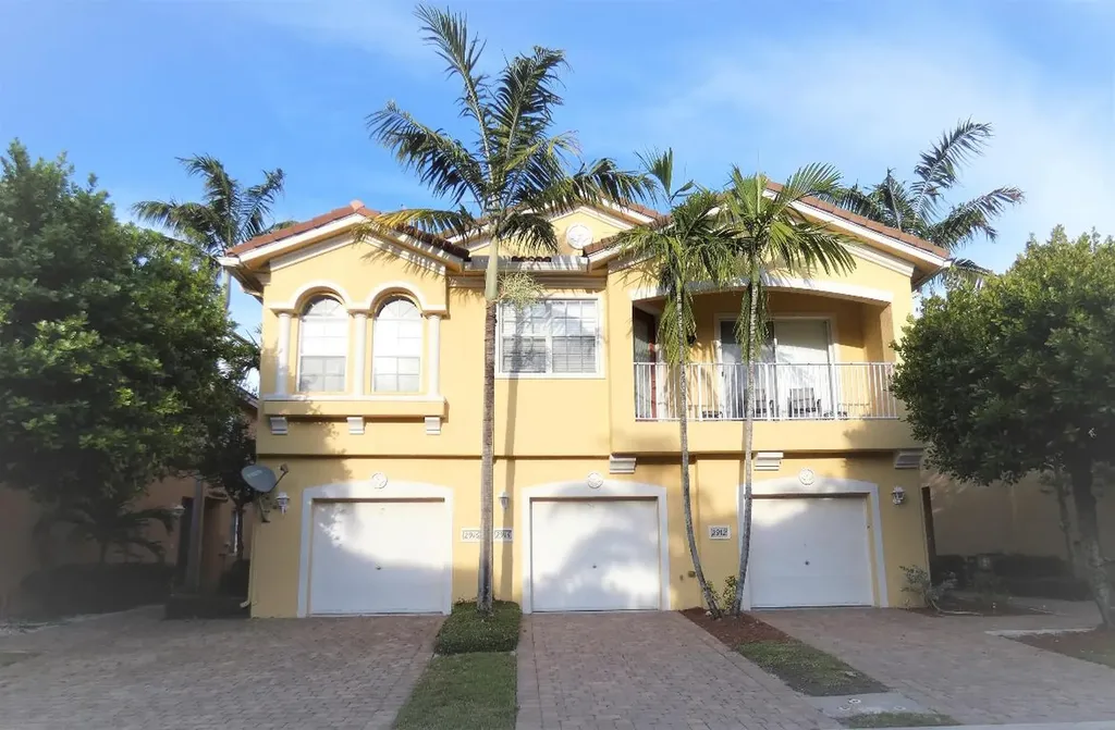 2914 Carvelle Drive Riviera Beach FL 33404