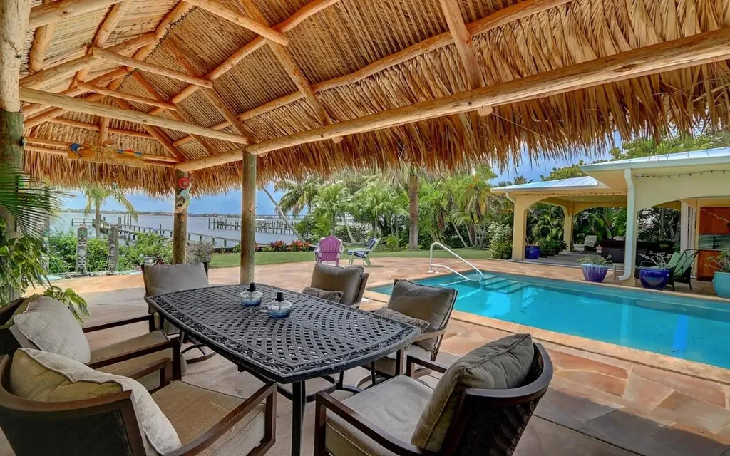 208 NE Alice Street Jensen Beach FL 34957