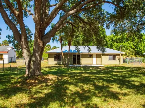 1626 SE Burning Lane Port St Lucie FL 34952