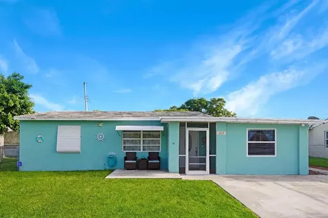 2819 Buckley Avenue Lake Worth FL 33461