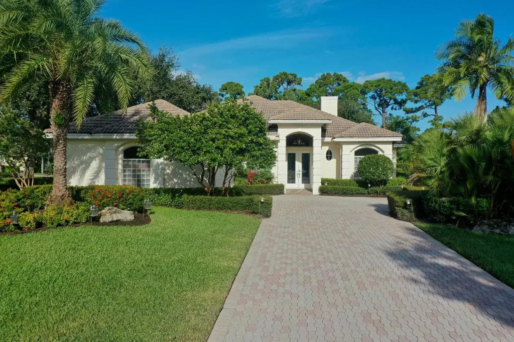 8117 Alister Place Port St Lucie FL 34986