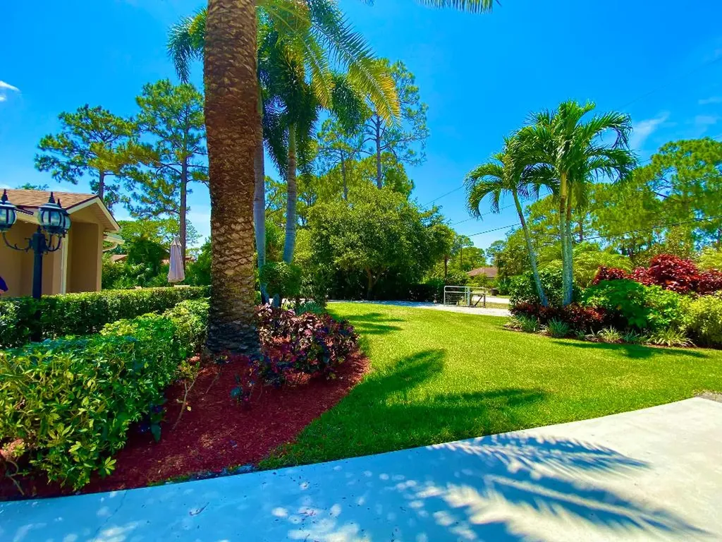 14308 82nd Street N Loxahatchee FL 33470