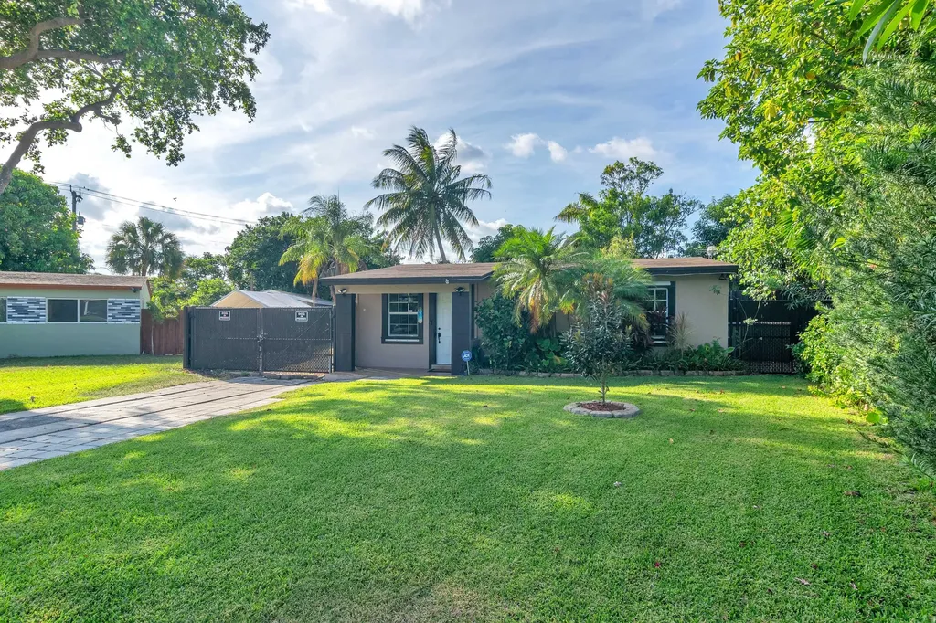 1351 NE 28th Street Pompano Beach FL 33064