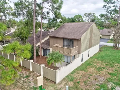 265 Pleasant Wood Drive Wellington FL 33414