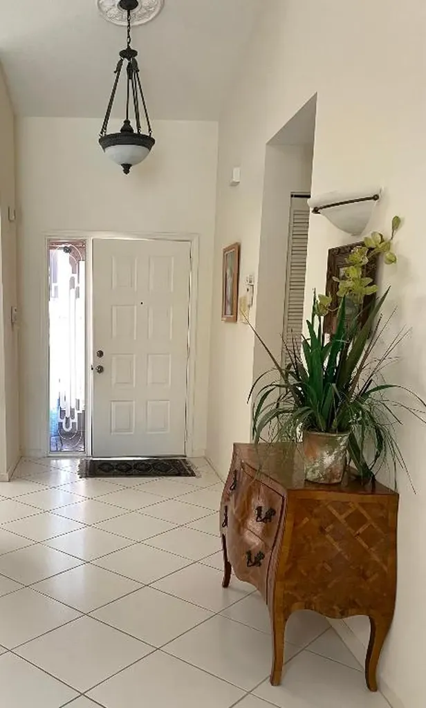 5791 Royal Lake Circle Boynton Beach FL 33437