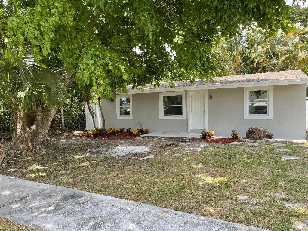 309 Jennings Avenue Greenacres FL 33463