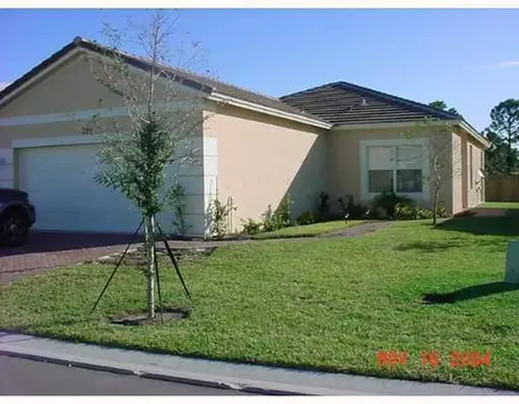 225 SW Manatee Springs Way Port St Lucie FL 34986