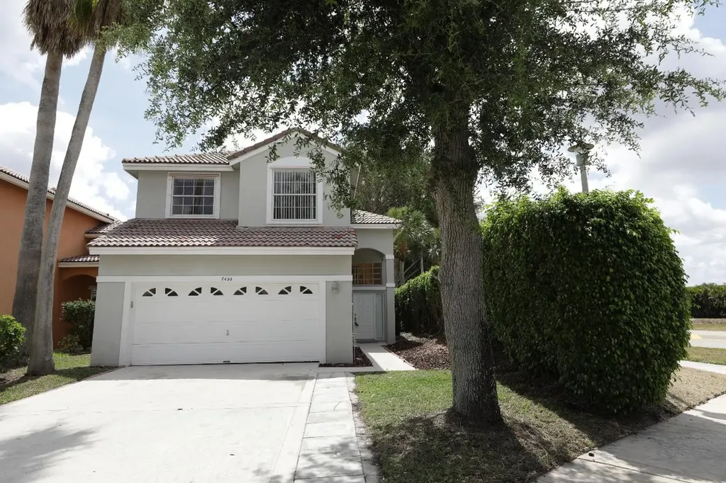 7430 Wescott Terrace Lake Worth FL 33467