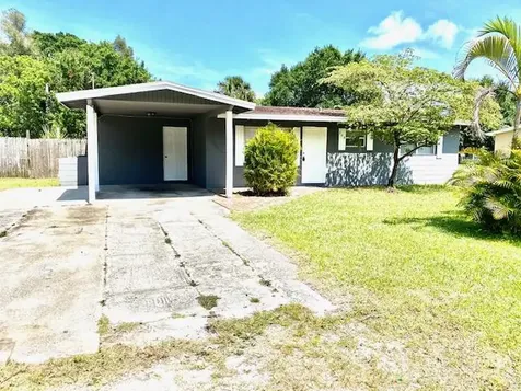 108 N 38th Street Fort Pierce FL 34947