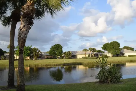 1250 NW Bentley Circle Port St Lucie FL 34986