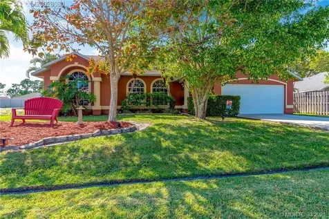 2110 SE Bowie Street Port St Lucie FL 34952