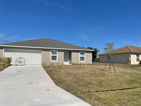 3550 SW Voyager Street Port St Lucie FL 34953
