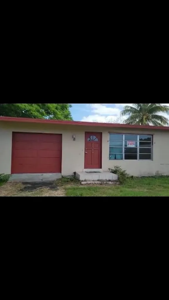 2544 SW 14th Terrace Pahokee FL 33476