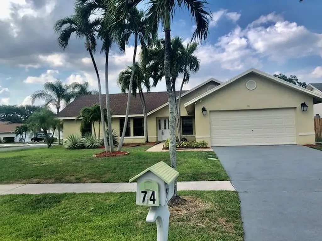 74 Cedar Circle Boynton Beach FL 33436