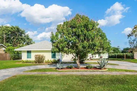 3156 Pebble Beach Drive Lake Worth FL 33467