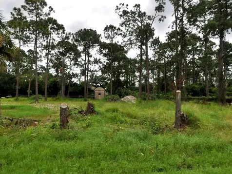 1952 SW Delmonico Avenue Port St Lucie FL 34953