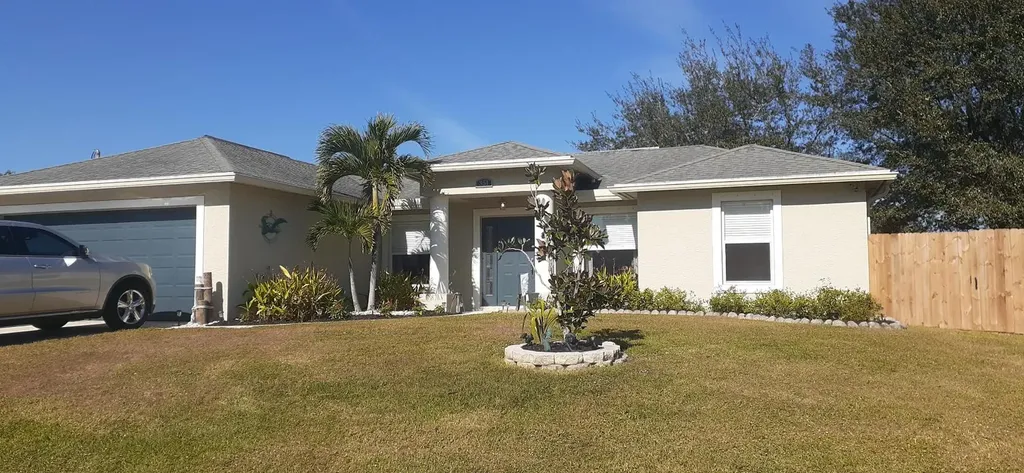 351 SE Volkerts Terrace Port St Lucie FL 34983