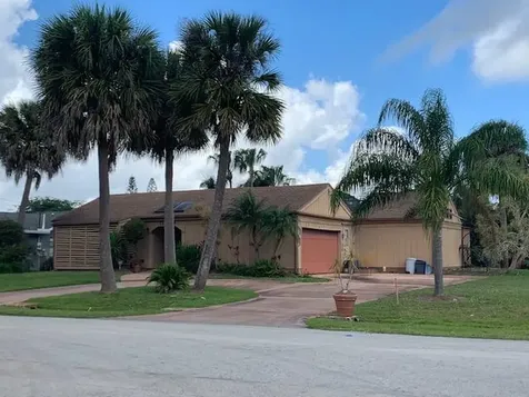 1199 SE Mendavia Avenue Port St Lucie FL 34952
