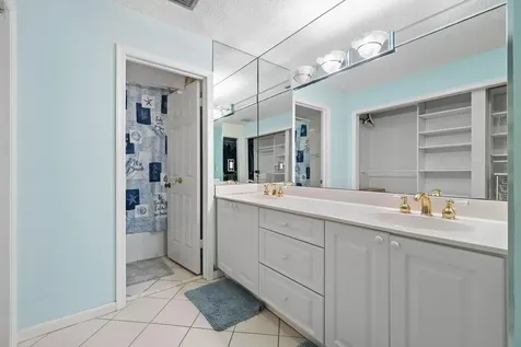 11286 Glen Oaks Court North Palm Beach FL 33408