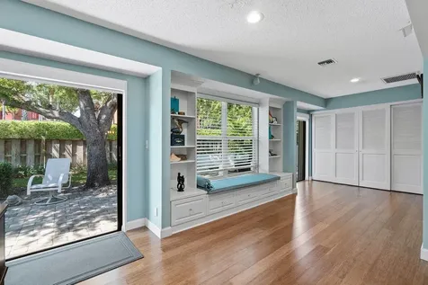 11286 Glen Oaks Court North Palm Beach FL 33408