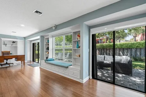 11286 Glen Oaks Court North Palm Beach FL 33408