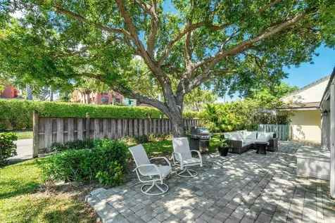 11286 Glen Oaks Court North Palm Beach FL 33408