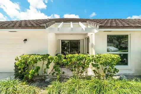 11286 Glen Oaks Court North Palm Beach FL 33408