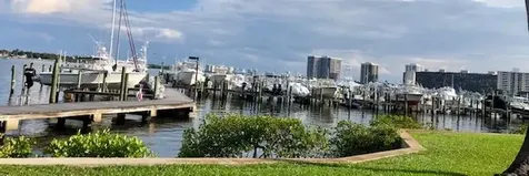 11286 Glen Oaks Court North Palm Beach FL 33408