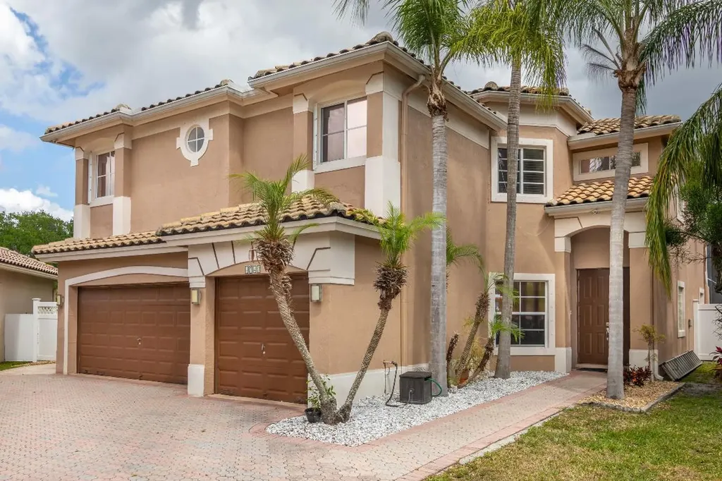 4743 NW 121st Avenue Coral Springs FL 33076