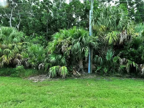 414 SW Tulip Boulevard Port St Lucie FL 34953