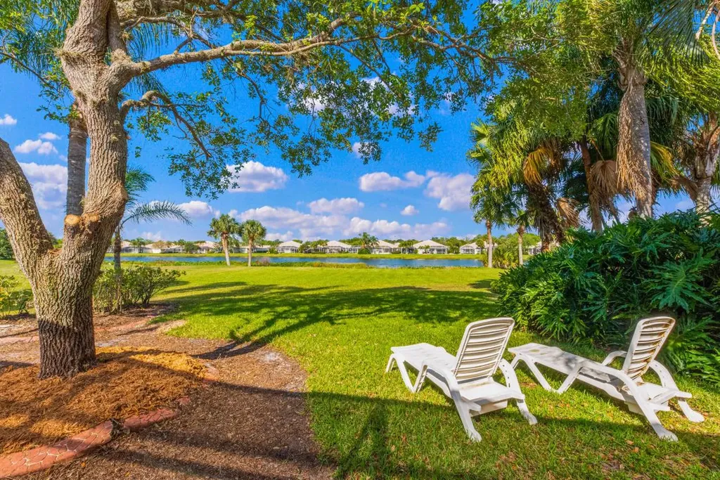7906 SE Myrica Lane Hobe Sound FL 33455