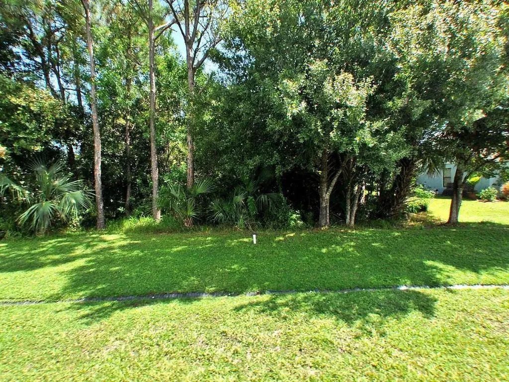 2049 SE Mary Terrace Port St Lucie FL 34952