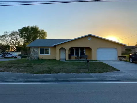 1650 SW Bayshore Boulevard Port St Lucie FL 34984