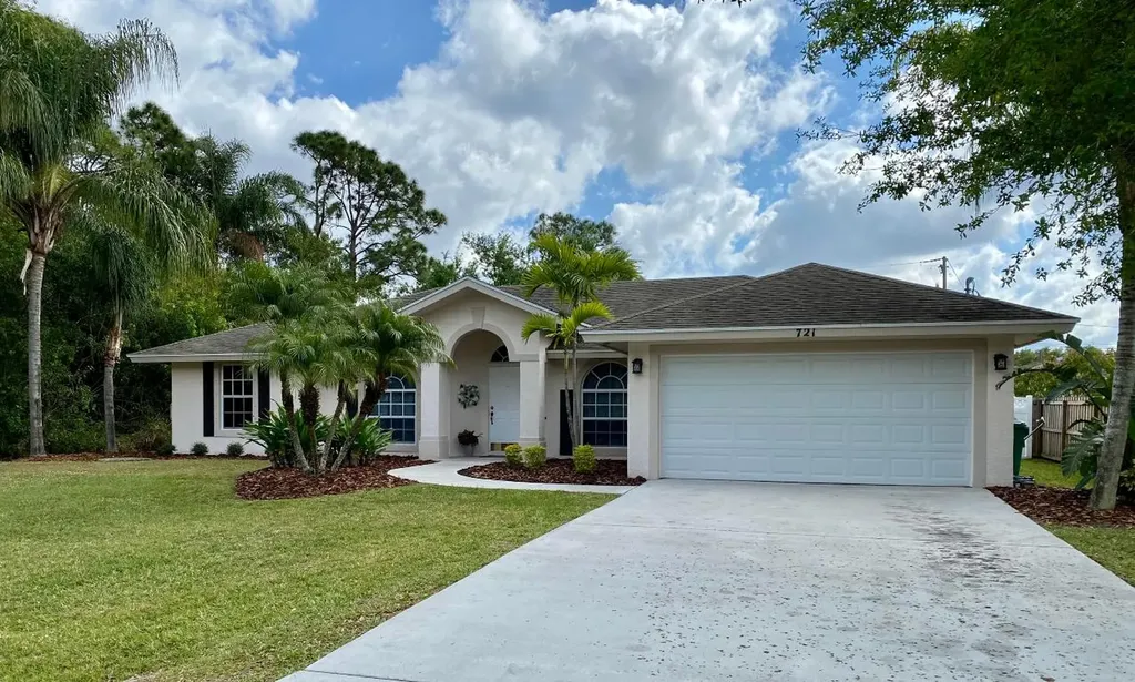 721 NW Avens Street Port St Lucie FL 34983