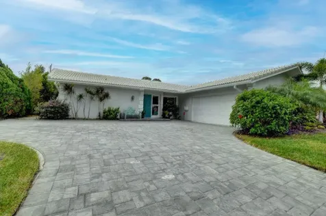 1058 SW 13th Drive Boca Raton FL 33486