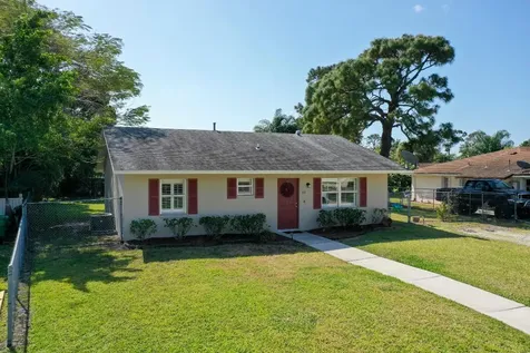 111 SE Camino Street Port St Lucie FL 34952