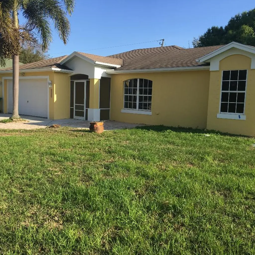 1692 SW Escobar Lane Port St Lucie FL 34953