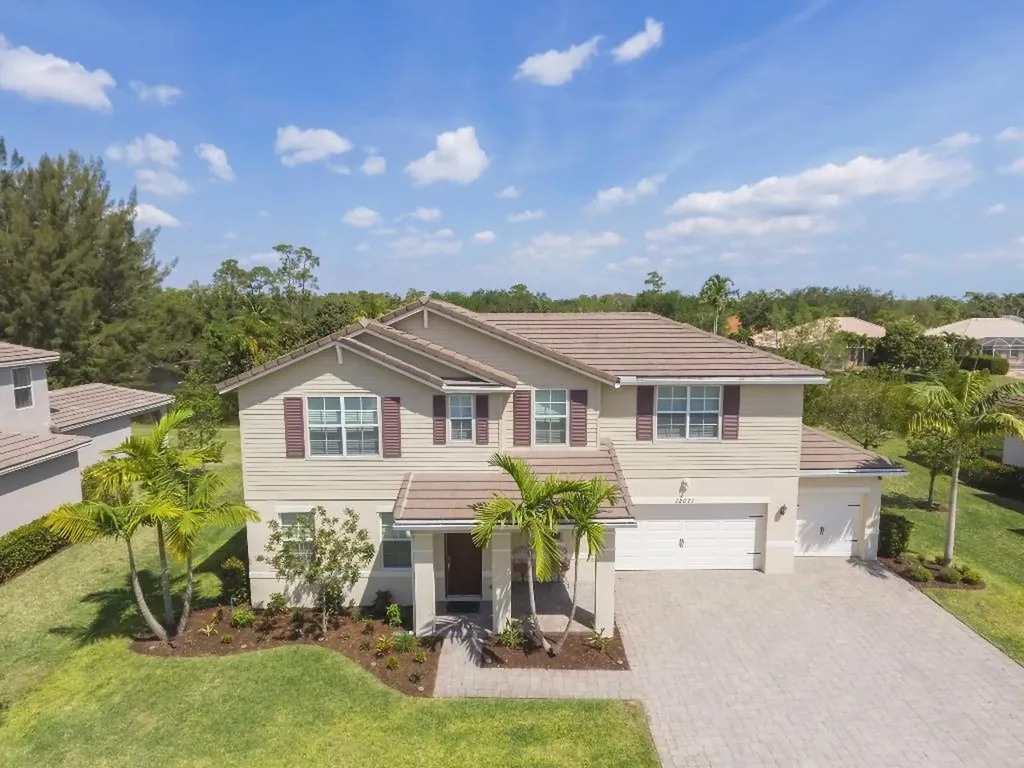 12071 Cypress Key Way Royal Palm Beach FL 33411