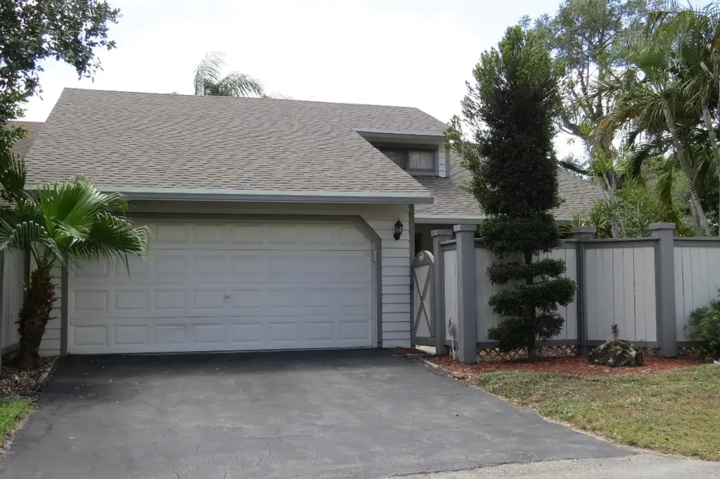 13352 Bedford Mews Court Wellington FL 33414