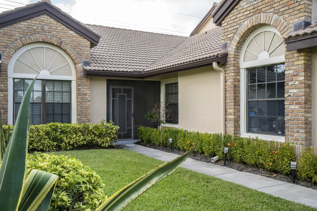7195 Le Chalet Boulevard Boynton Beach FL 33472