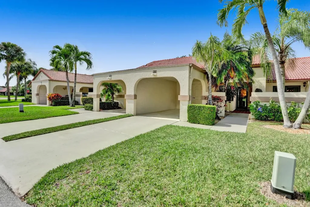 5518 Parkwalk Circle E Boynton Beach FL 33472