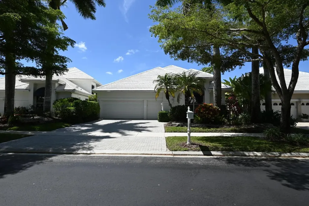 17249 Huntington Park Way Boca Raton FL 33496