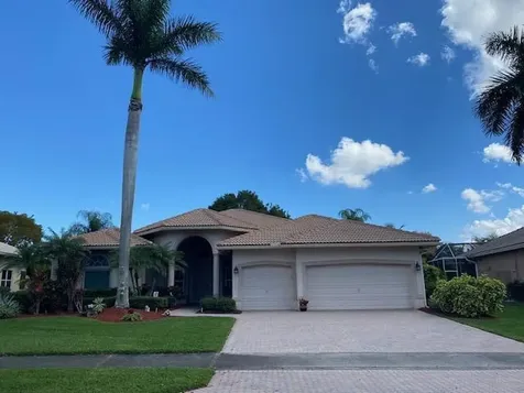 5261 Kensington Circle Coral Springs FL 33076