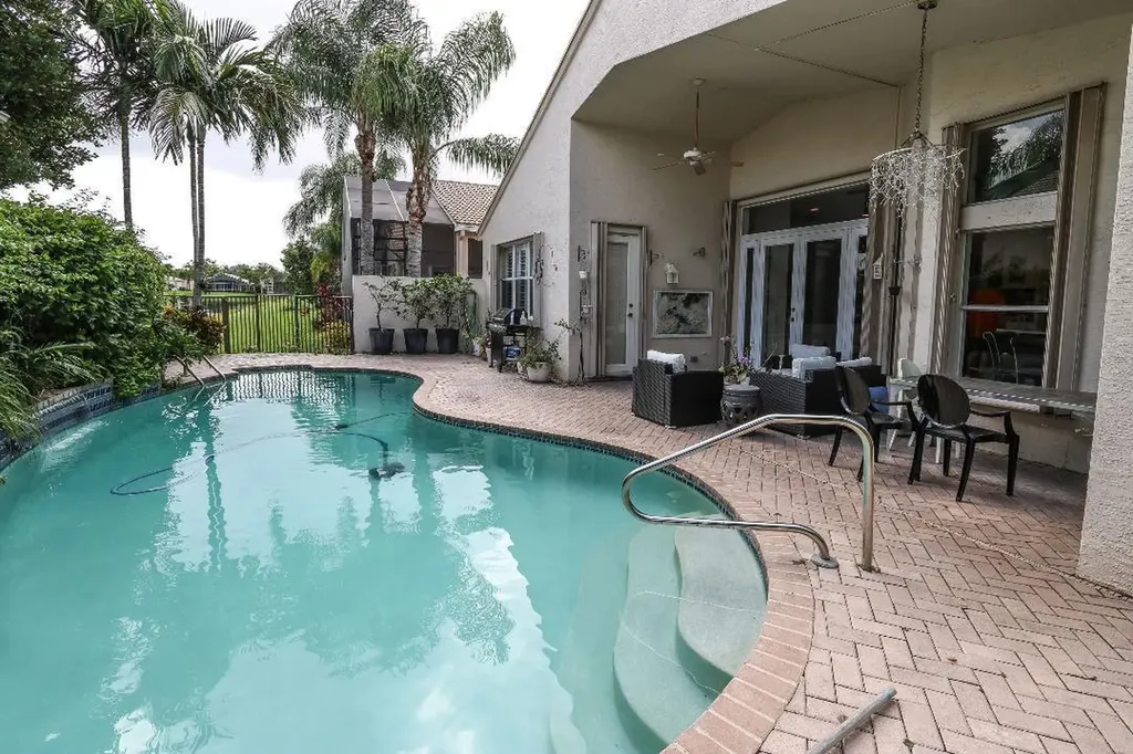 9889 Casa Mar Drive Lake Worth FL 33467
