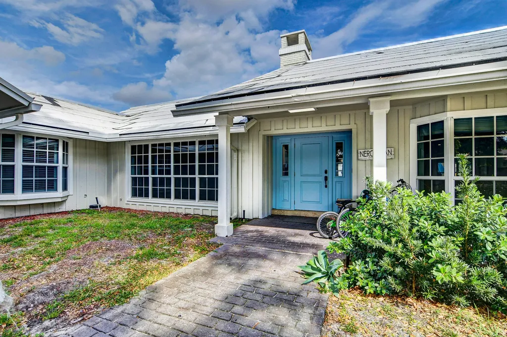 20930 Pinar Trail Boca Raton FL 33433