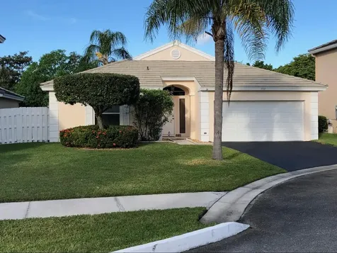 5533 NW 53rd Circle Coconut Creek FL 33073