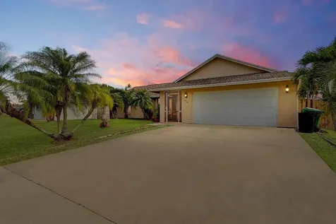 510 SW Ray Avenue Port St Lucie FL 34983