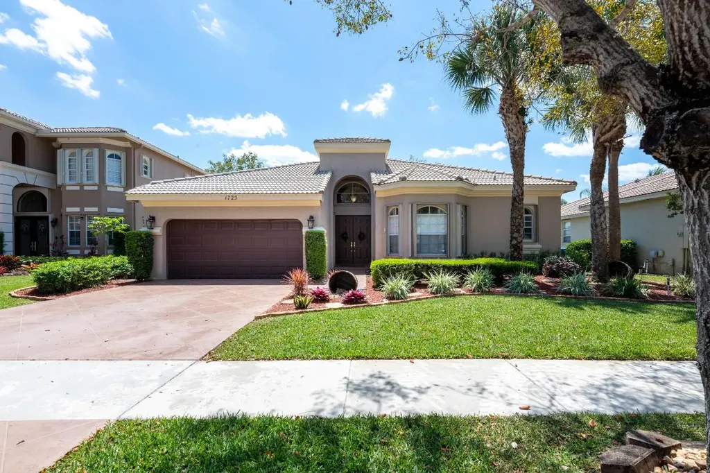 1725 Annandale Circle Royal Palm Beach FL 33411