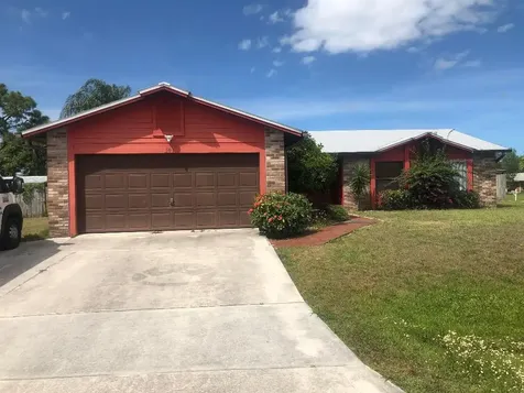 501 SW Violet Avenue Port St Lucie FL 34983