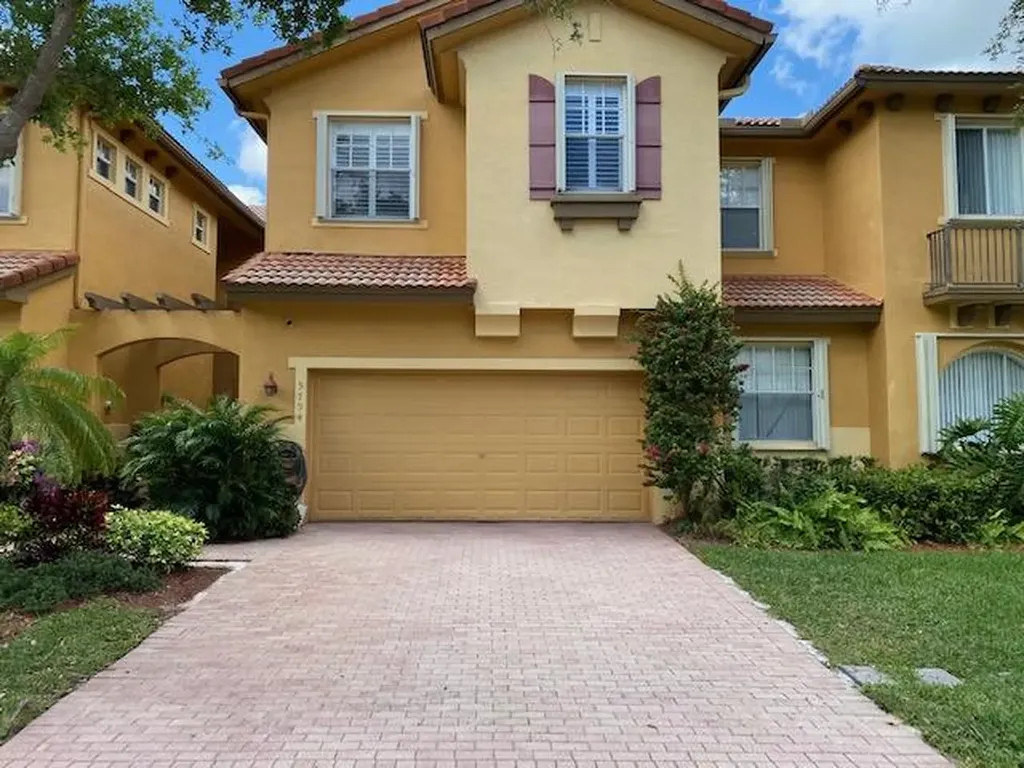 5794 NW 119th Terrace Coral Springs FL 33076